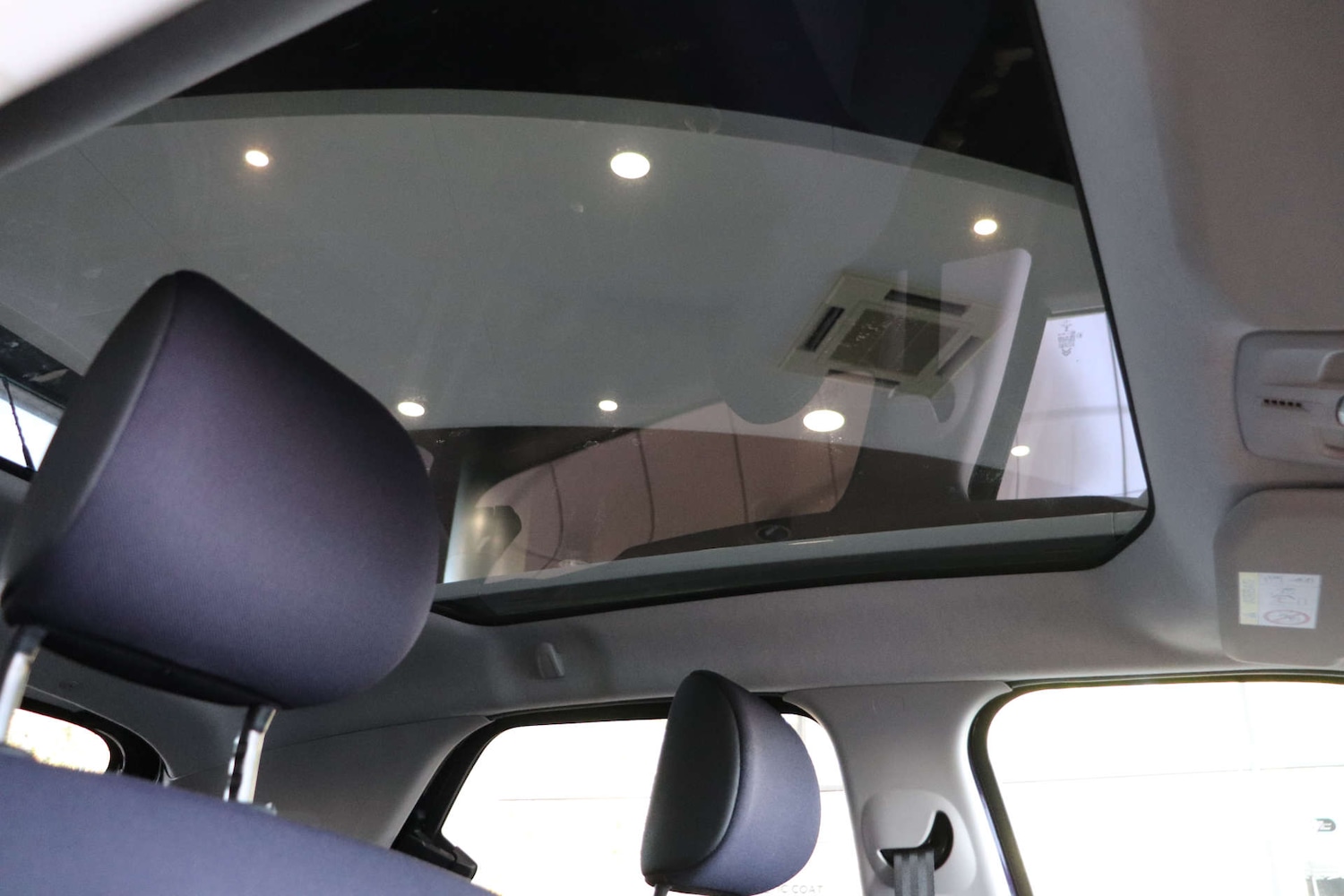 Used Citroen C4 Cactus 2016 for sale - 77399247: Photo 25