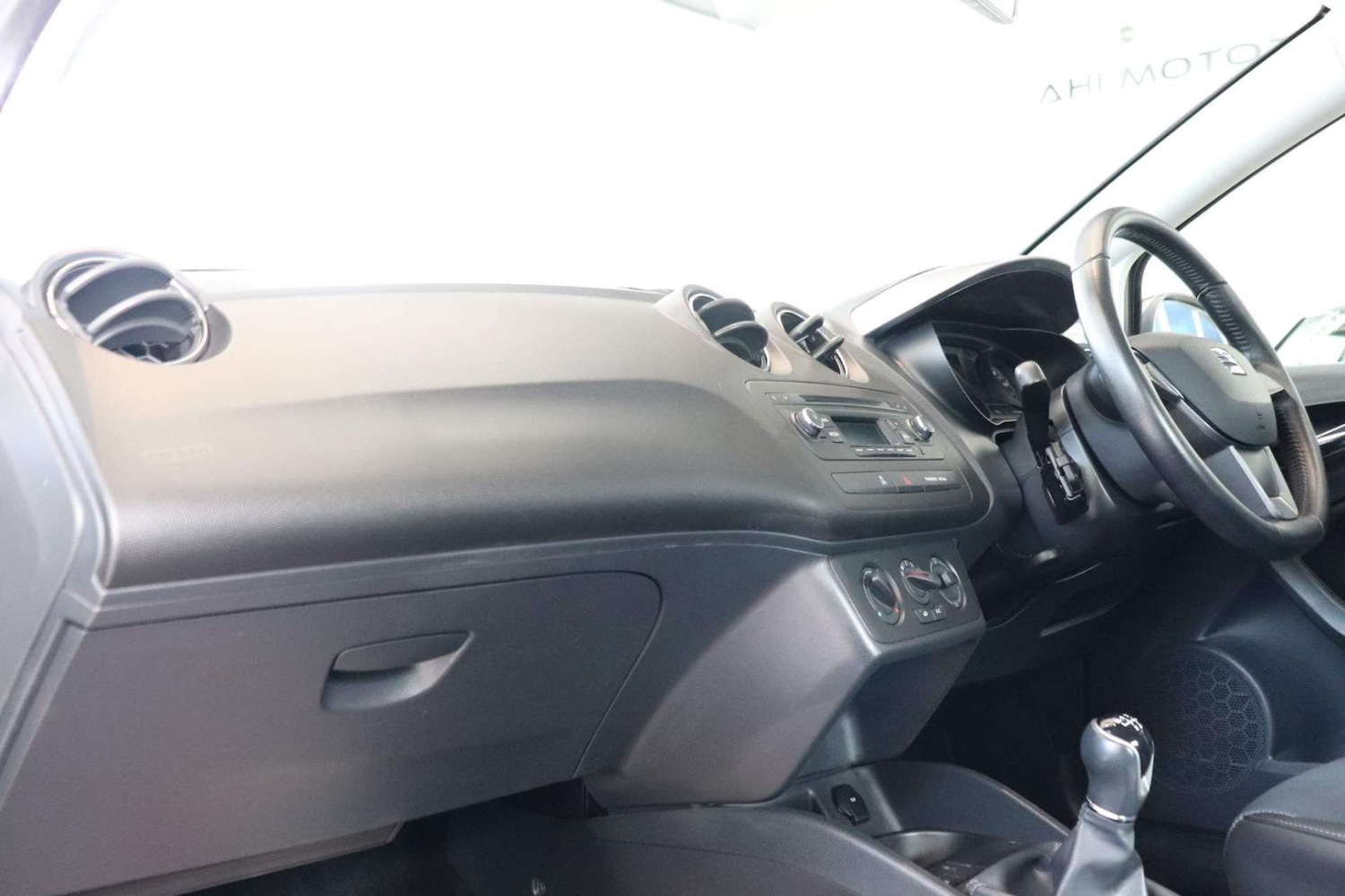 Used SEAT Ibiza 2015 for sale - 76600810: Photo 4