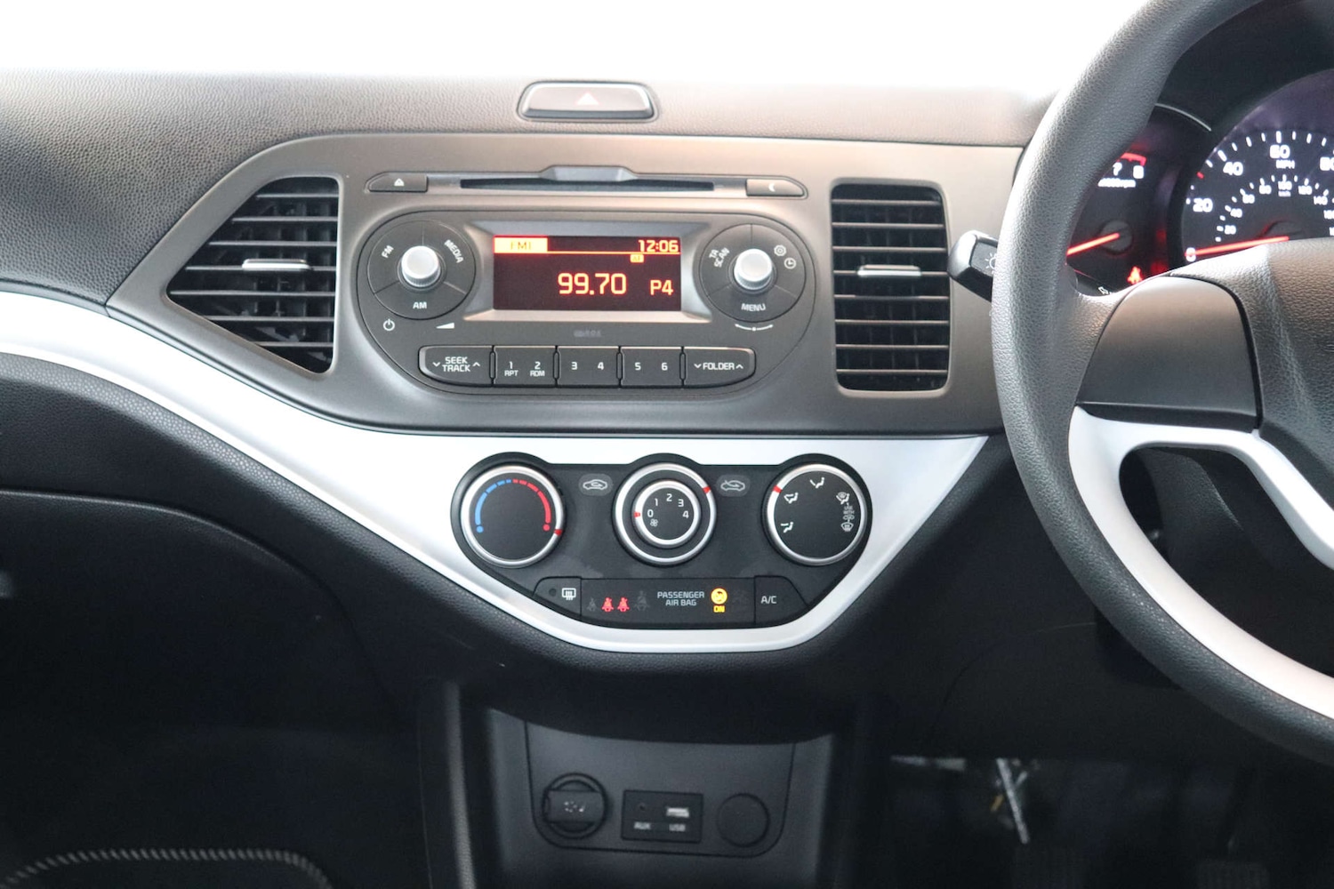 Used Kia Picanto 2015 for sale - 77312230: Photo 15