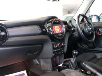 Used MINI Hatch 2018 for sale - 73276701: Photo