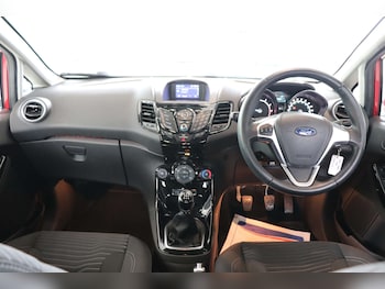 Used Ford Fiesta 2016 for sale - 76249770: Photo