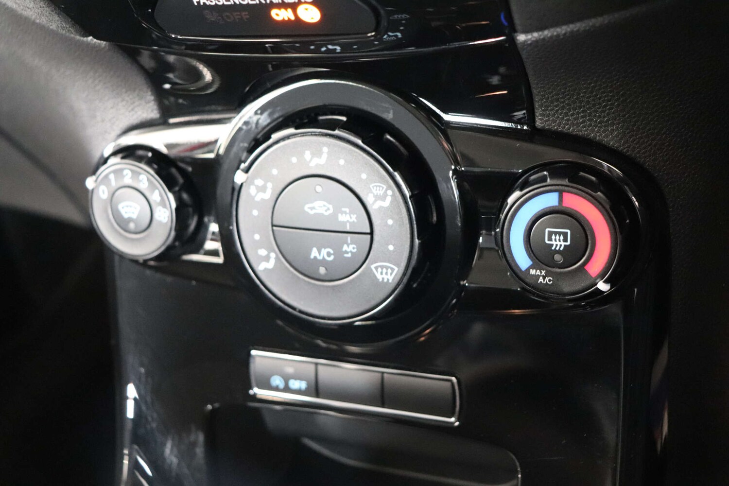 Used Ford Fiesta 2016 for sale - 76249770: Photo 44