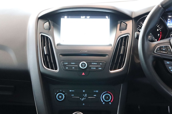 Used Ford Focus 2018 for sale - 76299563: Photo 15
