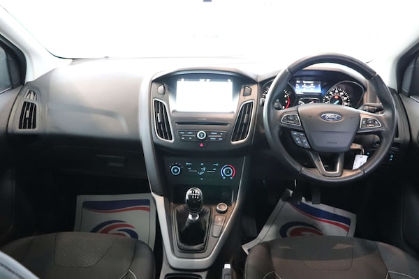 Used Ford Focus 2018 for sale - 76299563: Photo 3