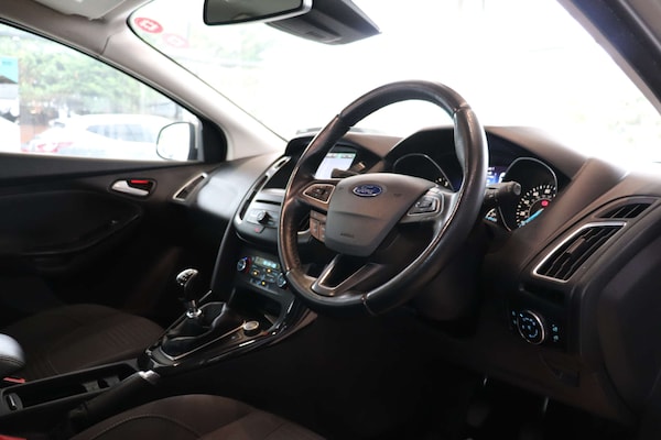 Used Ford Focus 2015 for sale - 76232963: Photo 19