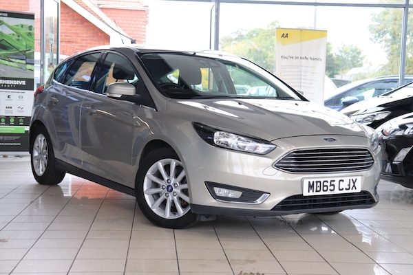 Used Ford Focus 2015 for sale - 76232963: Photo 1
