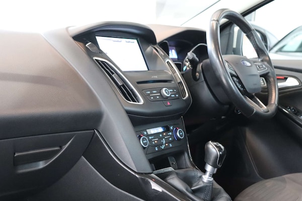 Used Ford Focus 2015 for sale - 76232963: Photo 34