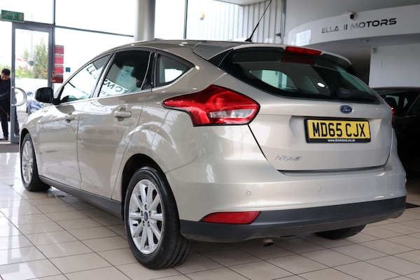 Used Ford Focus 2015 for sale - 76232963: Photo 6