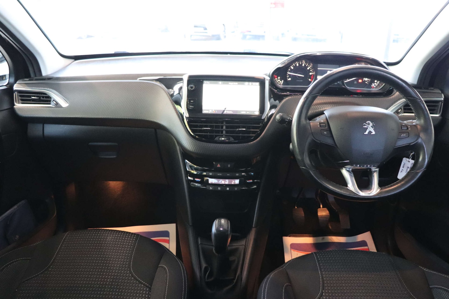 Used Peugeot 208 2019 for sale - 76382762: Photo 14