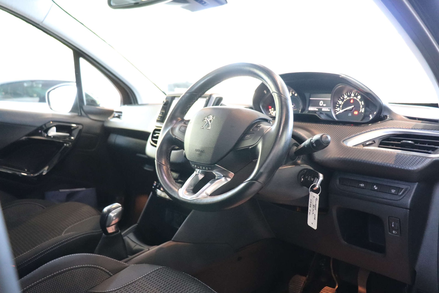 Used Peugeot 208 2019 for sale - 76382762: Photo 20