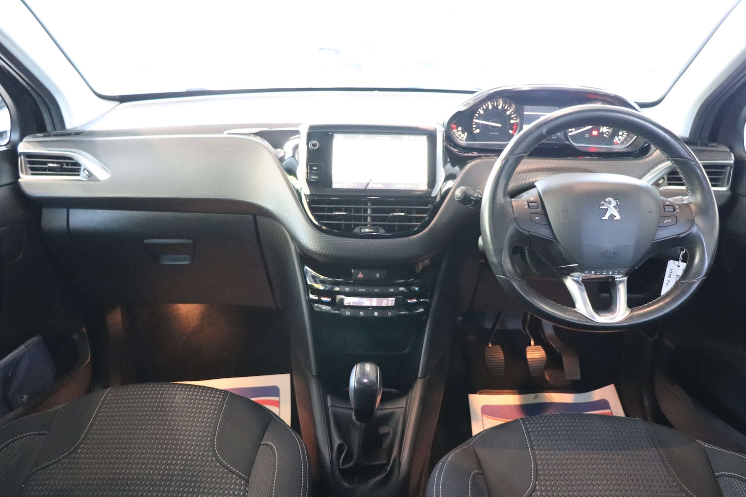 Used Peugeot 208 2019 for sale - 76382762: Photo 3