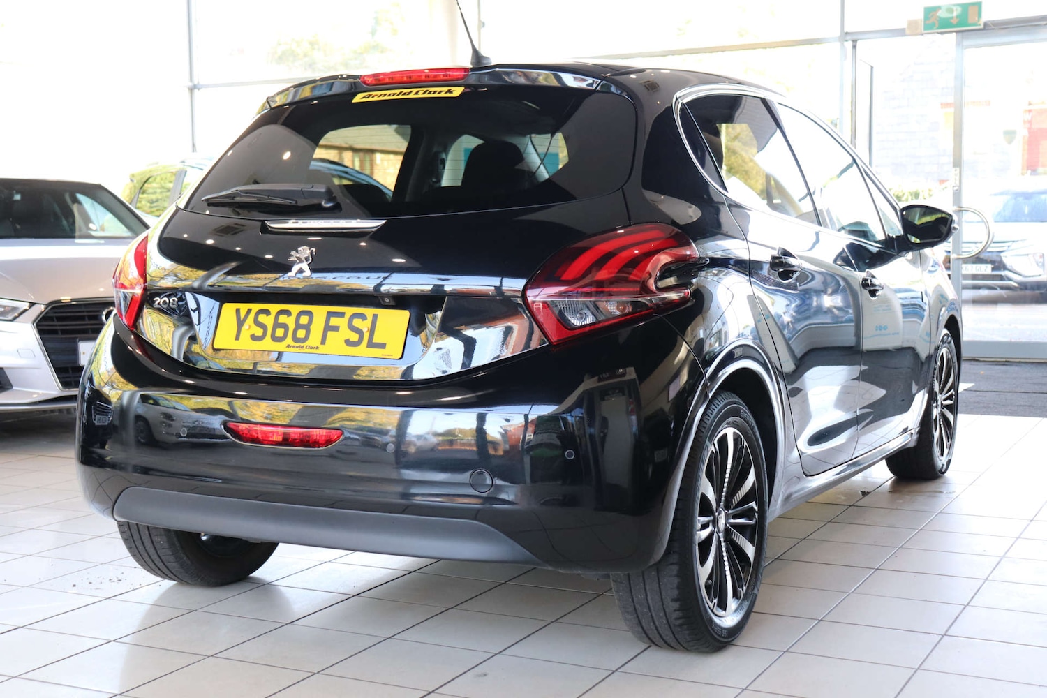 Used Peugeot 208 2019 for sale - 76382762: Photo 8