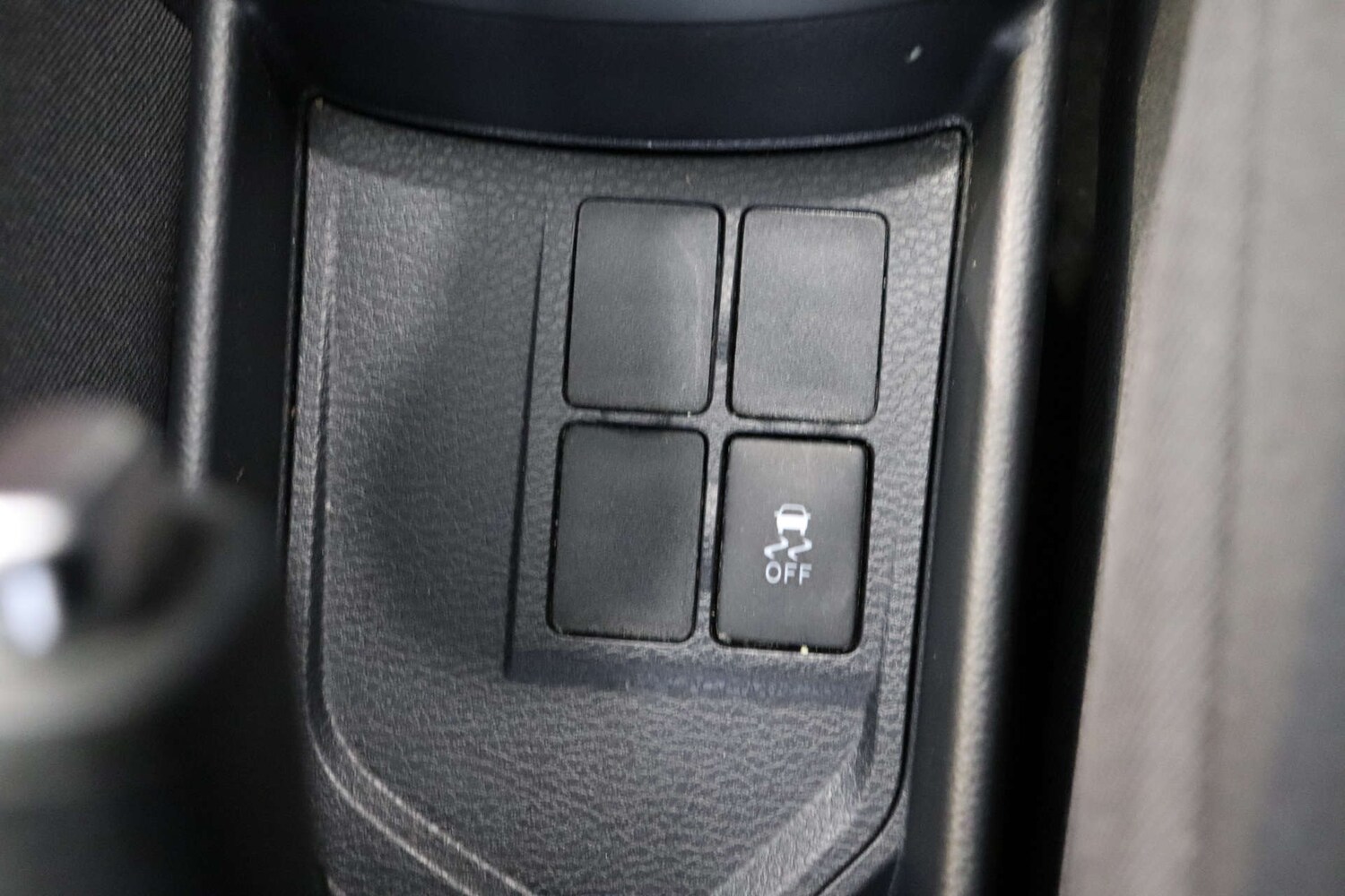 Used Toyota Yaris 2016 for sale - 76005239: Photo 46