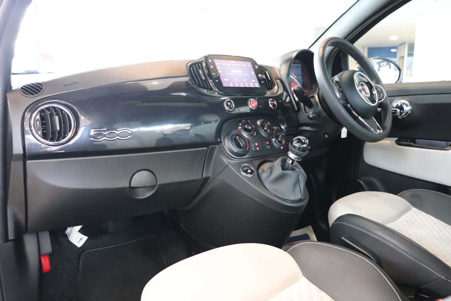 Used Fiat 500 2021 for sale - 76437856: Photo 4