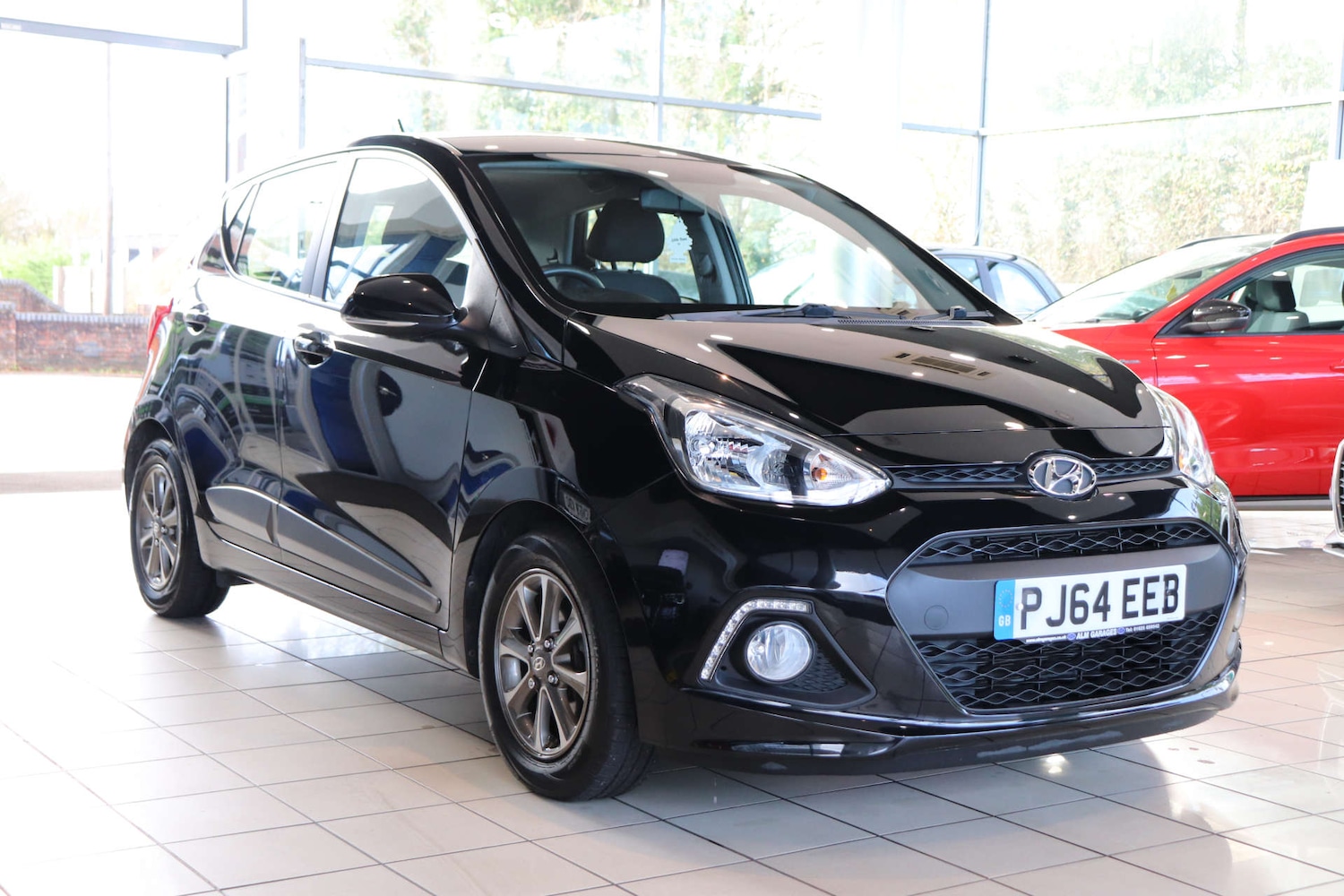 Used Hyundai i10 2014 for sale - 76737866: Photo 10