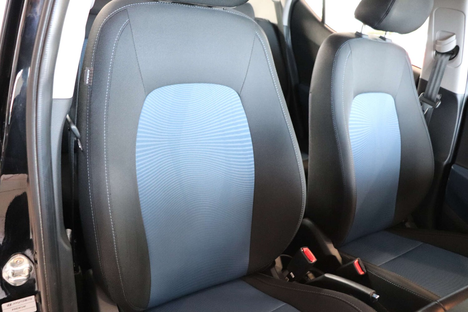 Used Hyundai i10 2014 for sale - 76737866: Photo 23