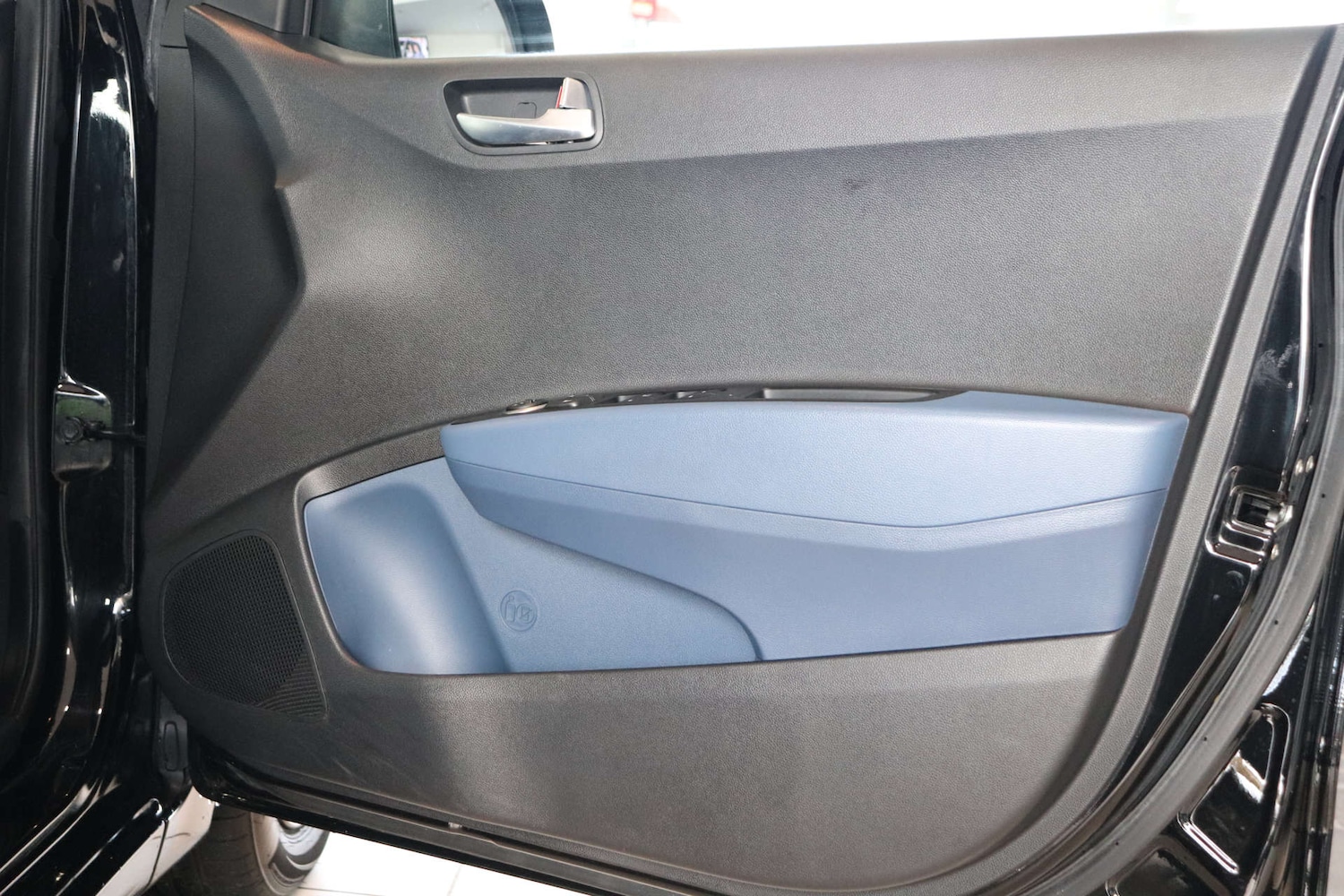 Used Hyundai i10 2014 for sale - 76737866: Photo 53