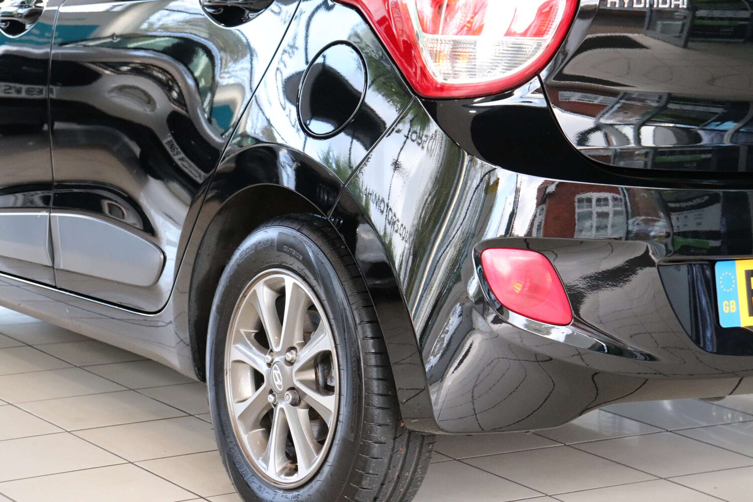 Used Hyundai i10 2014 for sale - 76737866: Photo 70