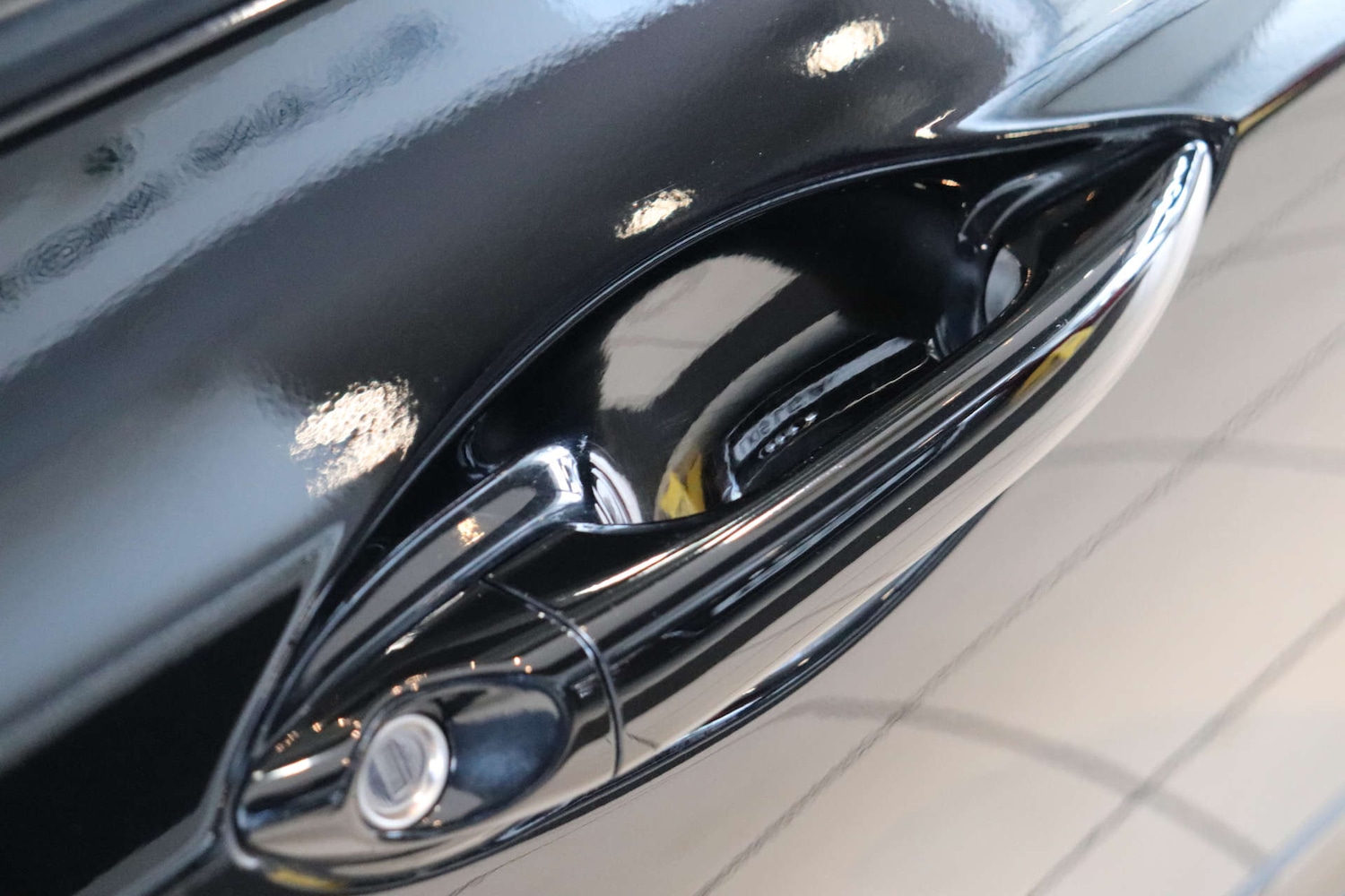 Used Hyundai i10 2014 for sale - 76737866: Photo 78