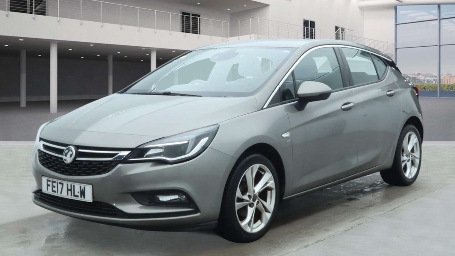 Used Vauxhall Astra 2017 for sale - 77545036: Photo 2