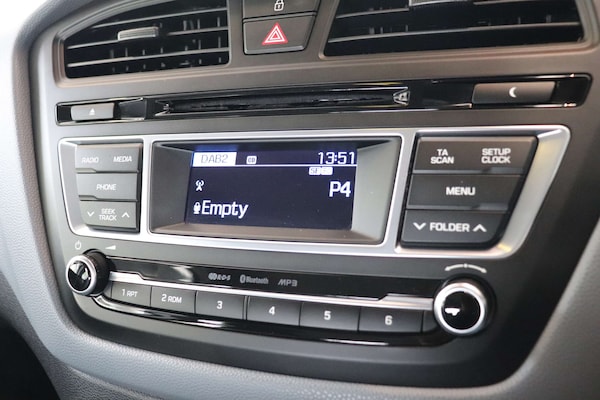 Used Hyundai i20 2016 for sale - 76277538: Photo 41