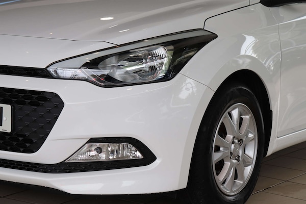 Used Hyundai i20 2016 for sale - 76277538: Photo 65