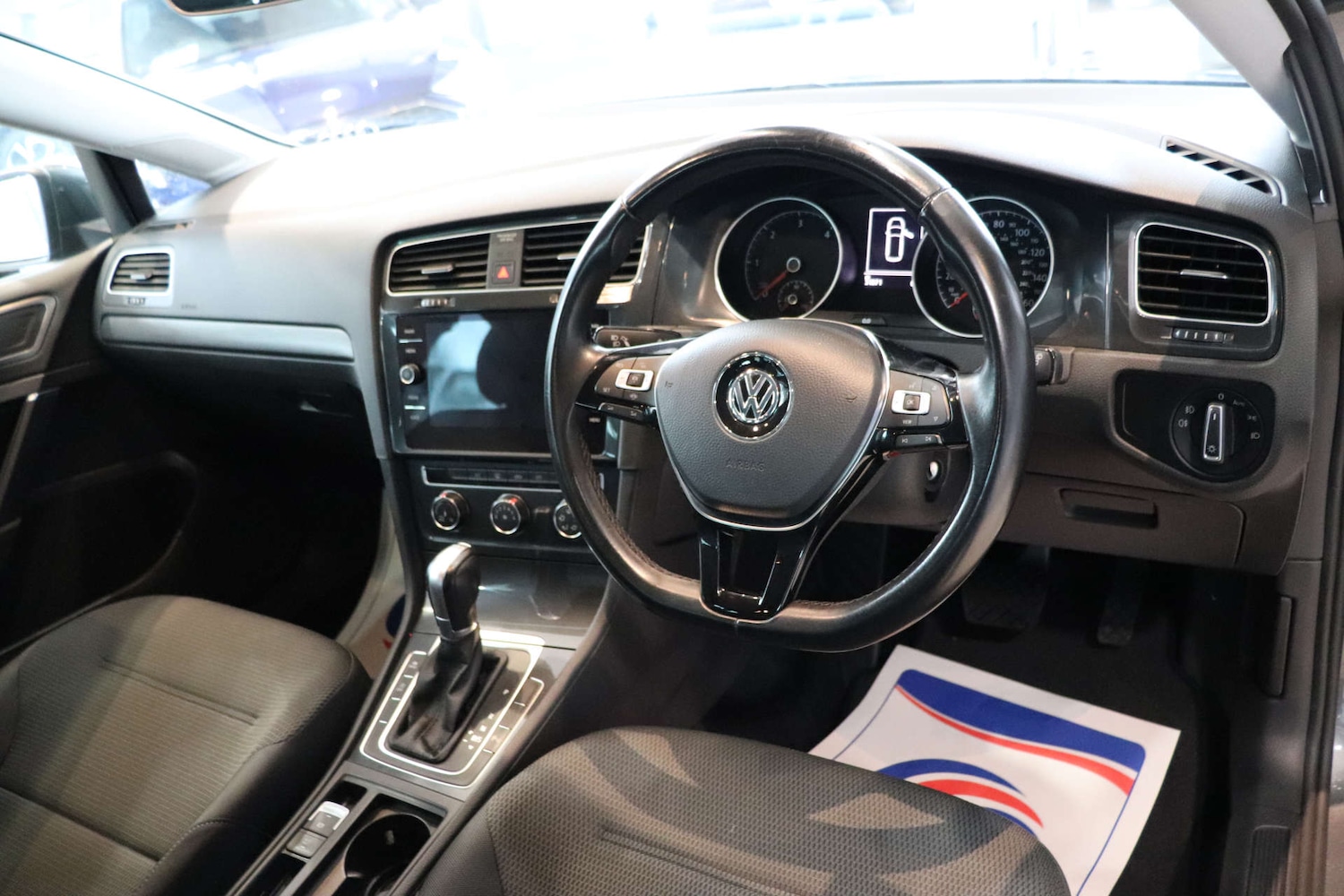 Used Volkswagen Golf 2019 for sale - 76170877: Photo 15