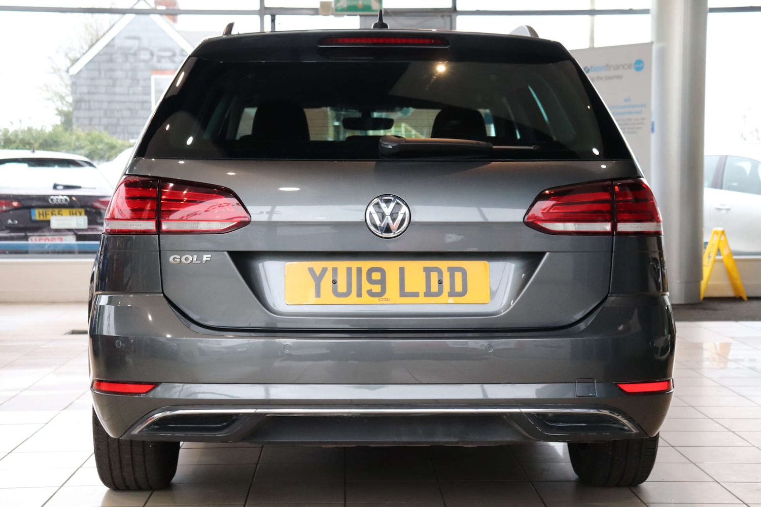 Used Volkswagen Golf 2019 for sale - 76170877: Photo 7