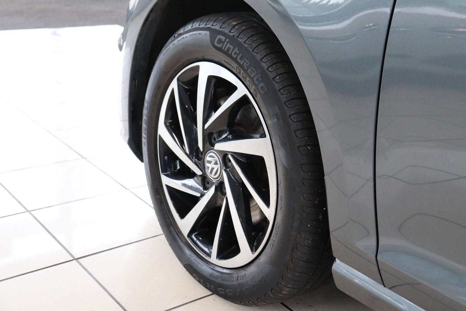 Used Volkswagen Golf 2019 for sale - 76170877: Photo 90