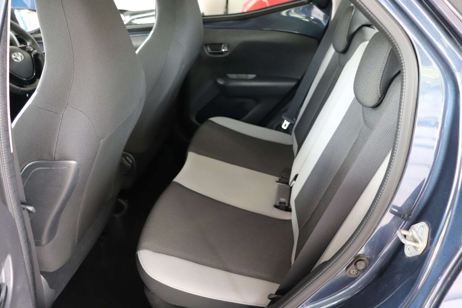 Used Toyota AYGO 2016 for sale - 75870865: Photo 29