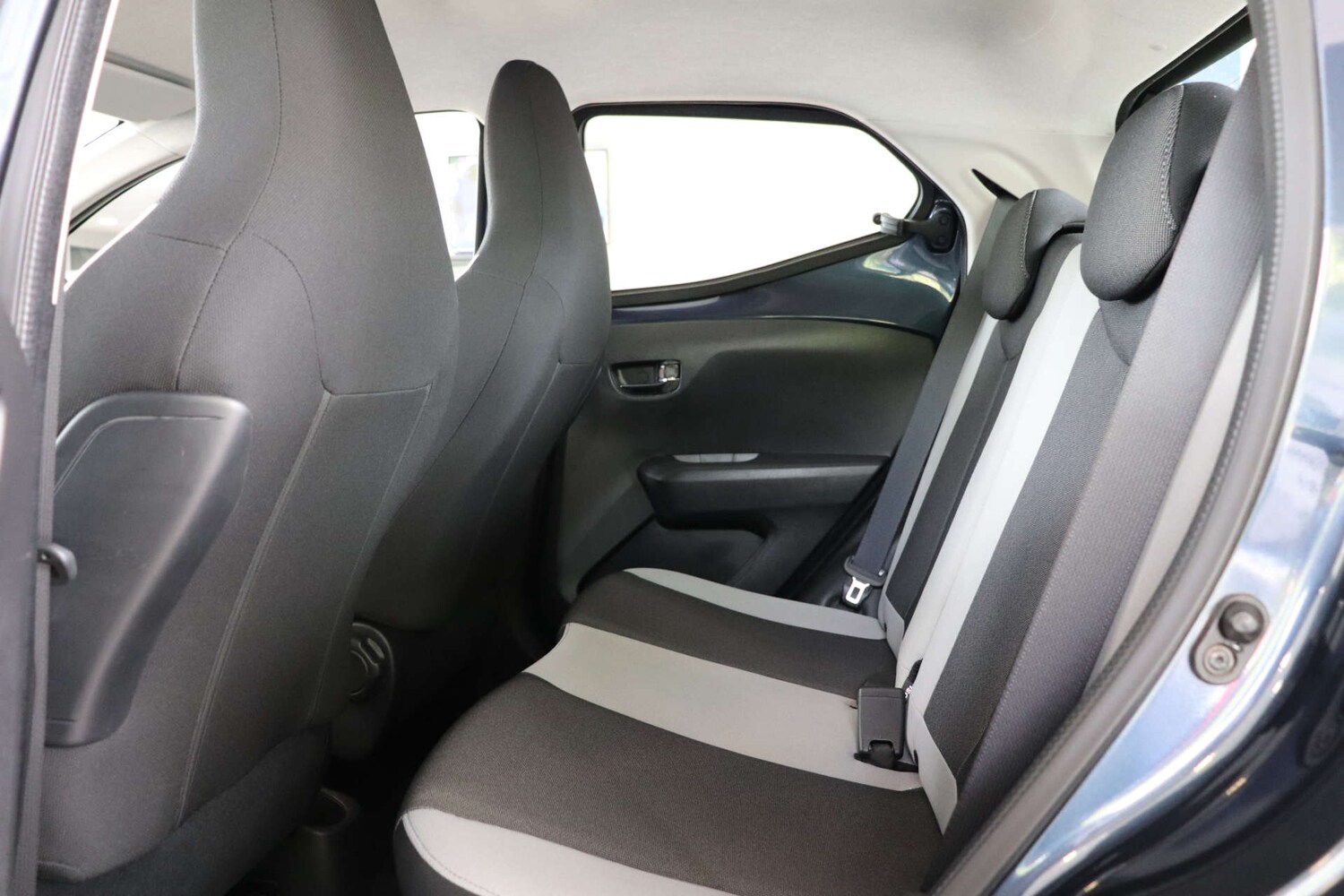 Used Toyota AYGO 2016 for sale - 75870865: Photo 30