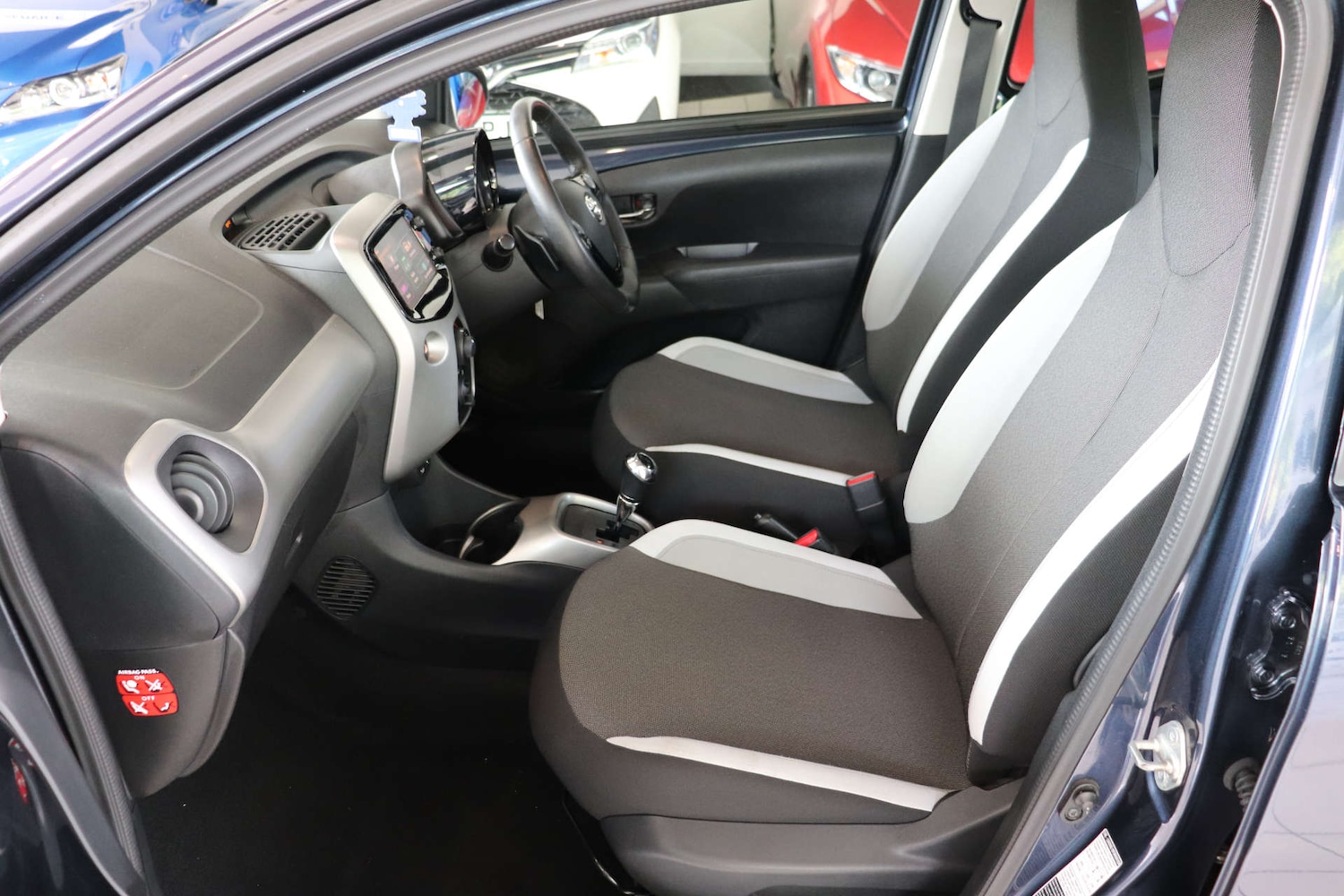 Used Toyota AYGO 2016 for sale - 75870865: Photo 32