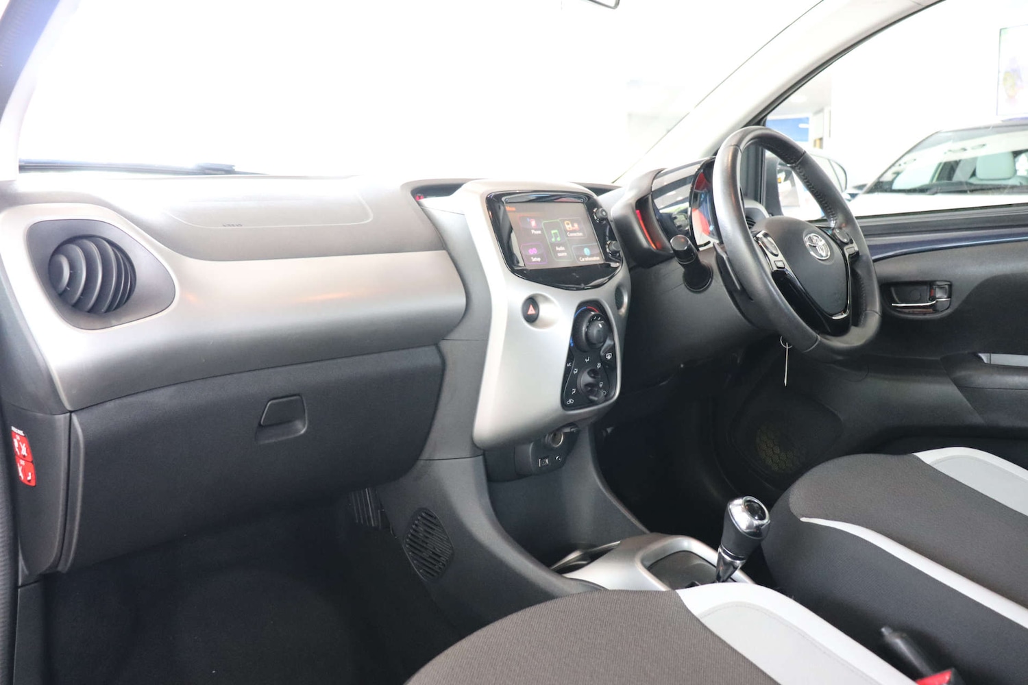 Used Toyota AYGO 2016 for sale - 75870865: Photo 34