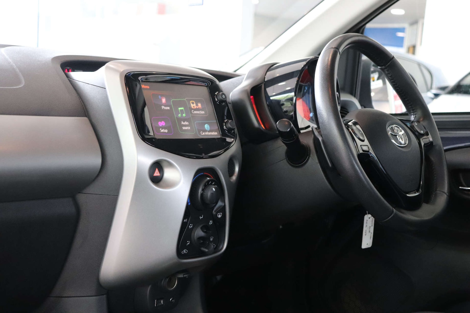 Used Toyota AYGO 2016 for sale - 75870865: Photo 35