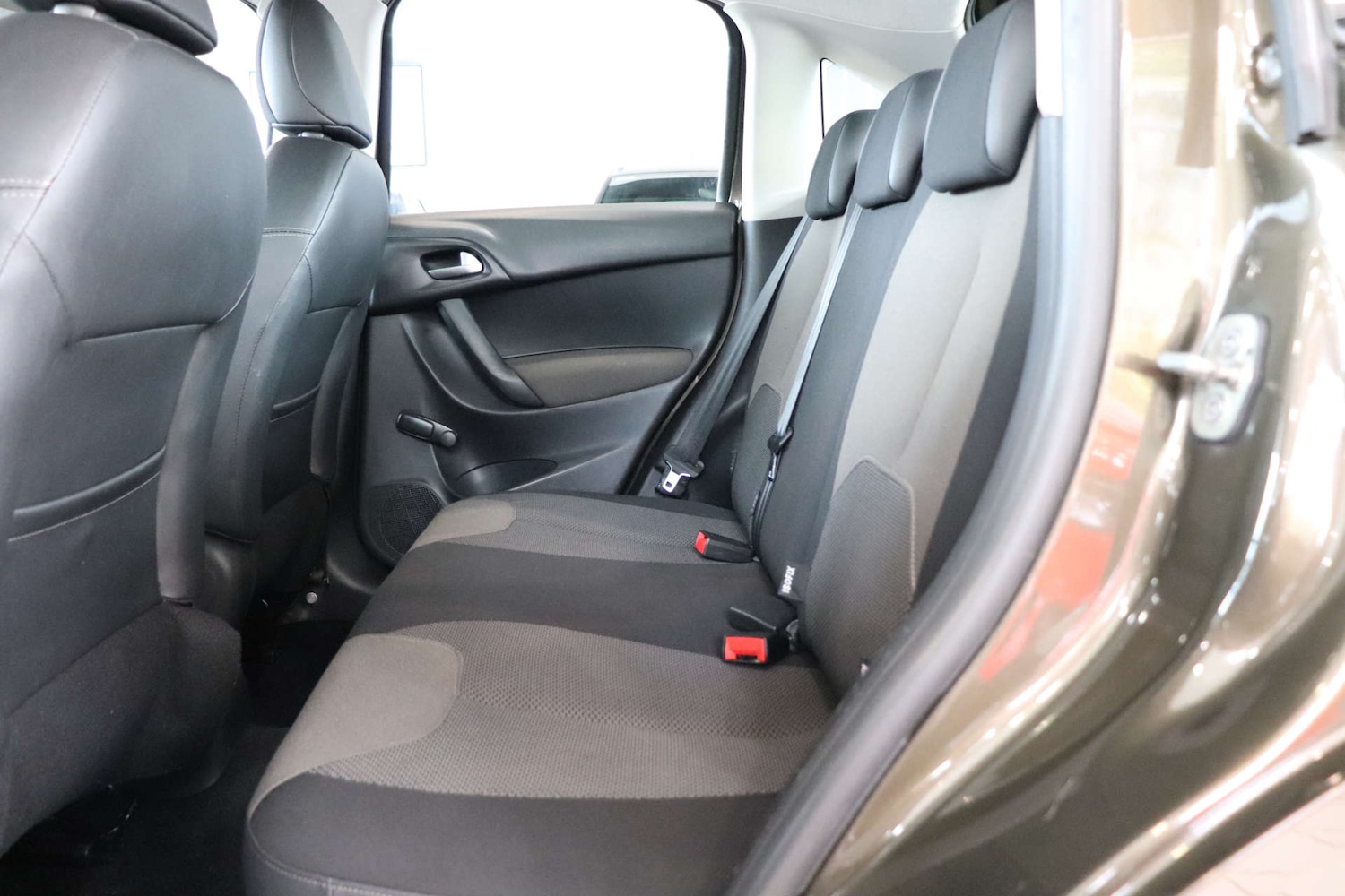 Used Citroen C3 2013 for sale - 76518051: Photo 35