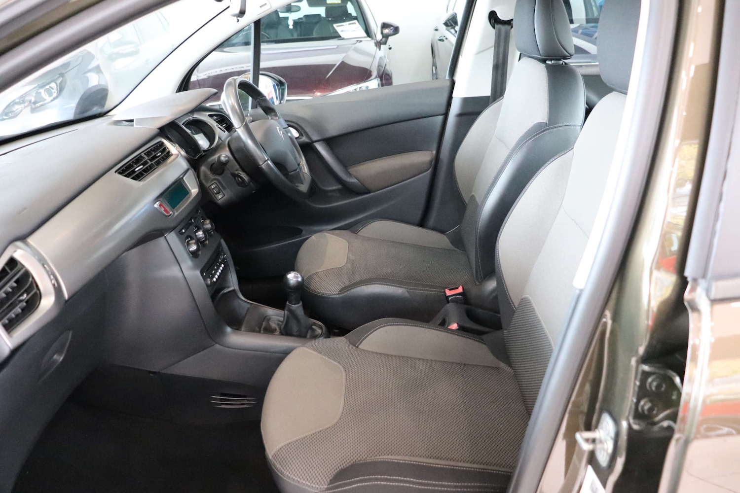 Used Citroen C3 2013 for sale - 76518051: Photo 42