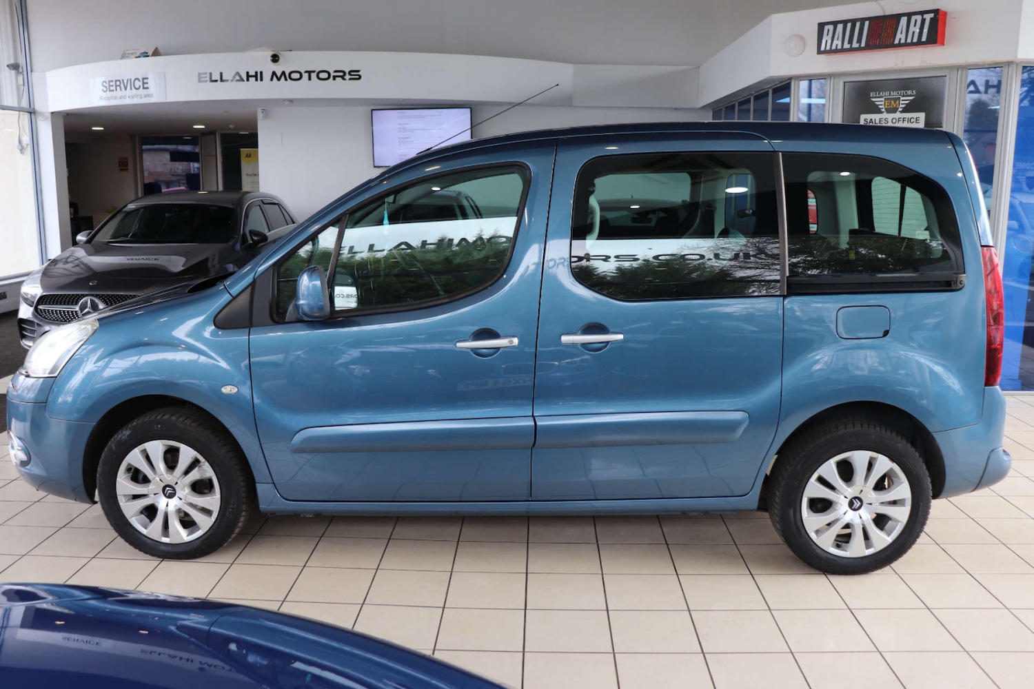 Vehicle 5