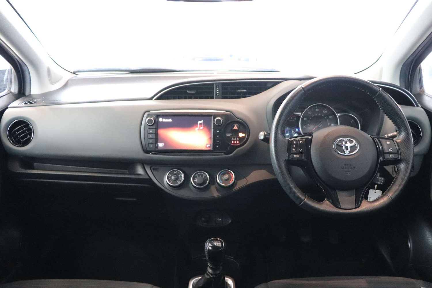 Used Toyota Yaris 2016 for sale - 76493575: Photo 14