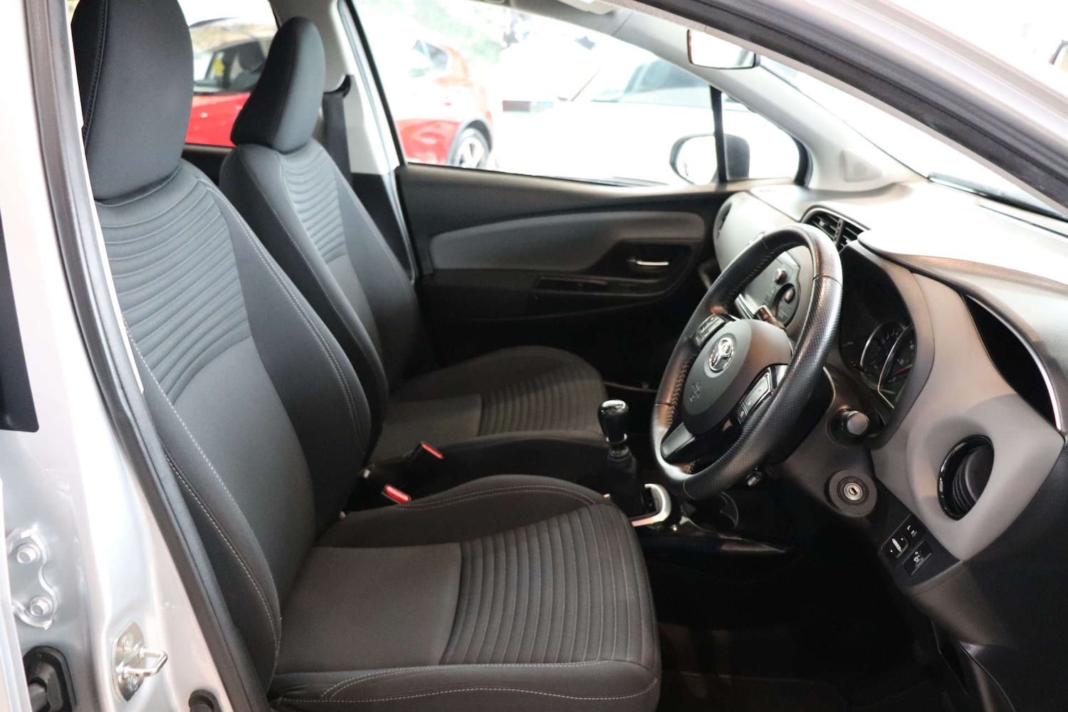 Used Toyota Yaris 2016 for sale - 76493575: Photo 20