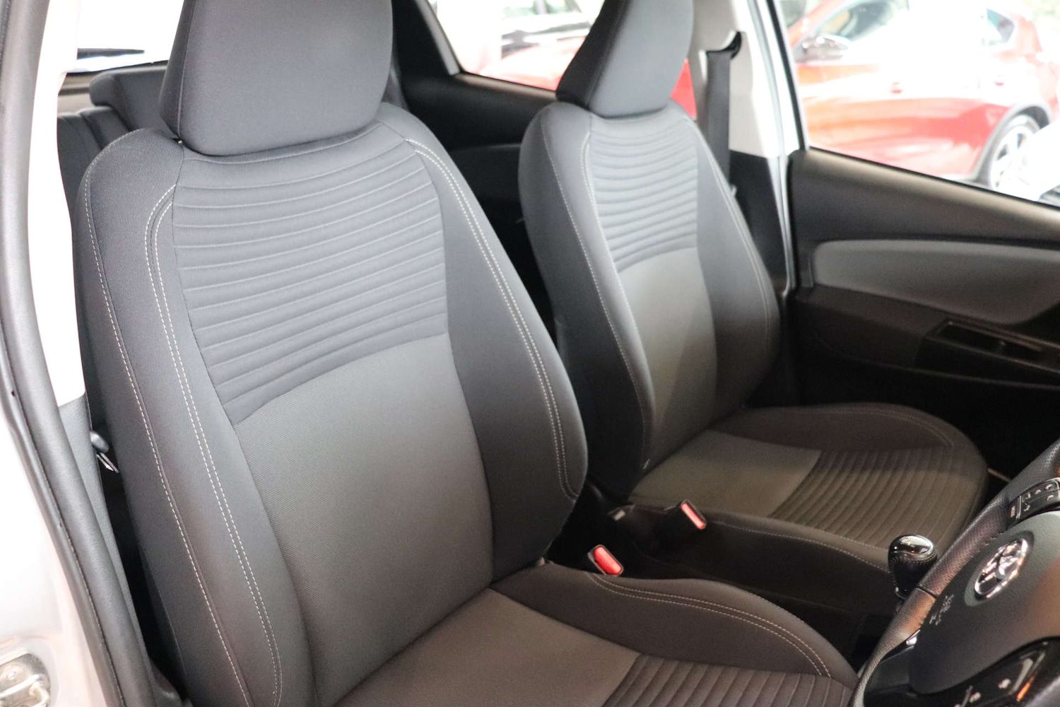 Used Toyota Yaris 2016 for sale - 76493575: Photo 25