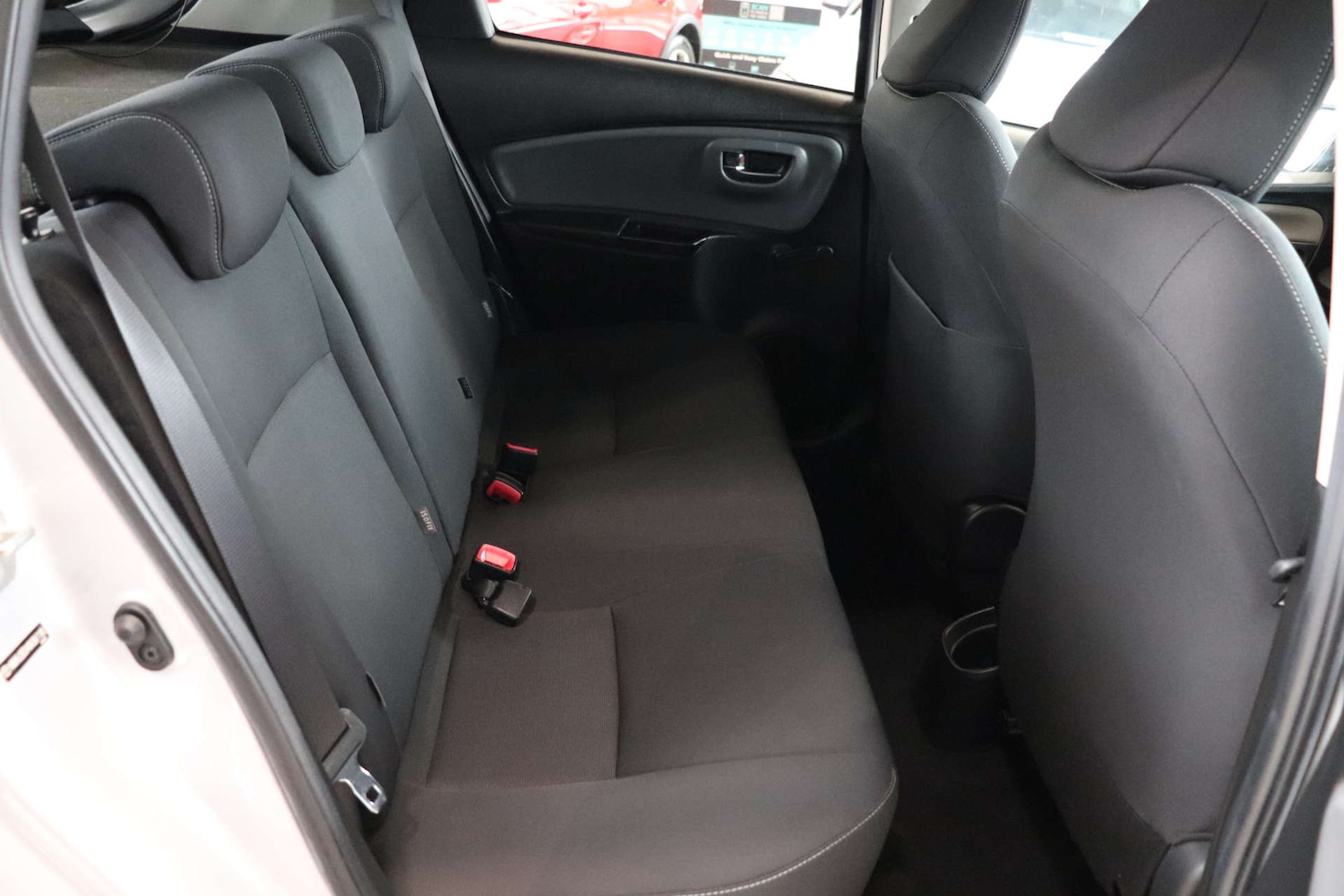 Used Toyota Yaris 2016 for sale - 76493575: Photo 29