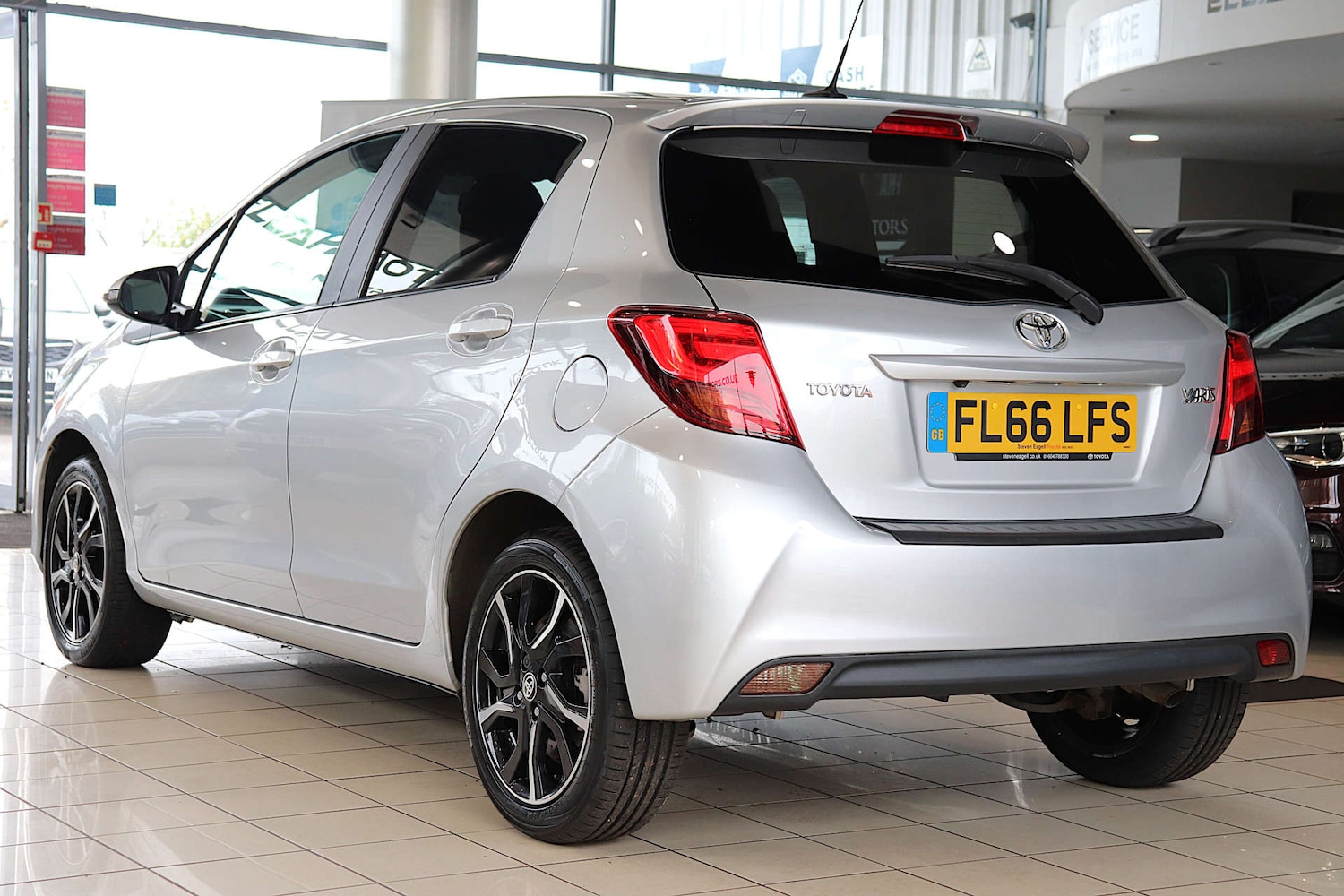 Used Toyota Yaris 2016 for sale - 76493575: Photo 6