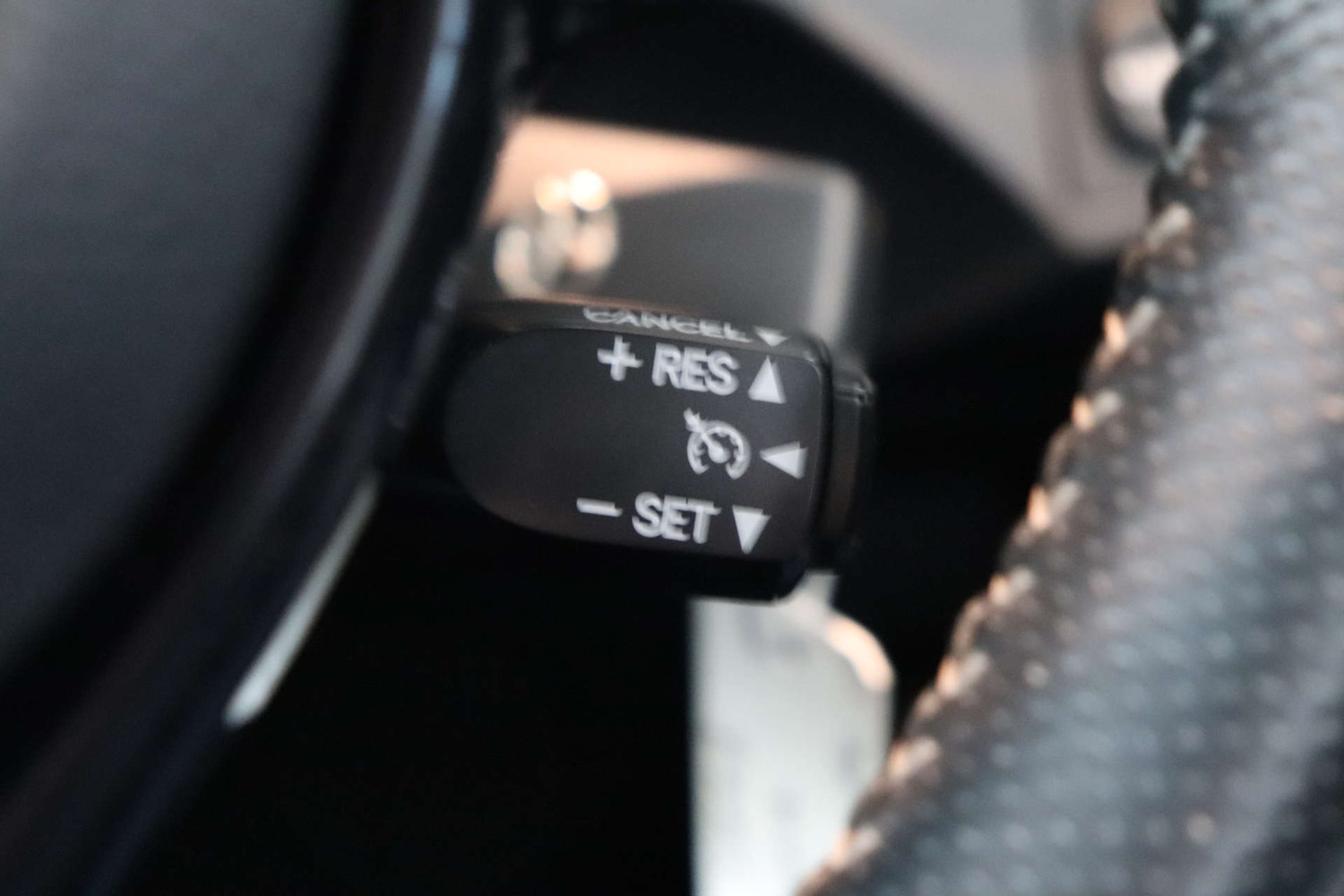 Used Toyota Yaris 2016 for sale - 76493575: Photo 63