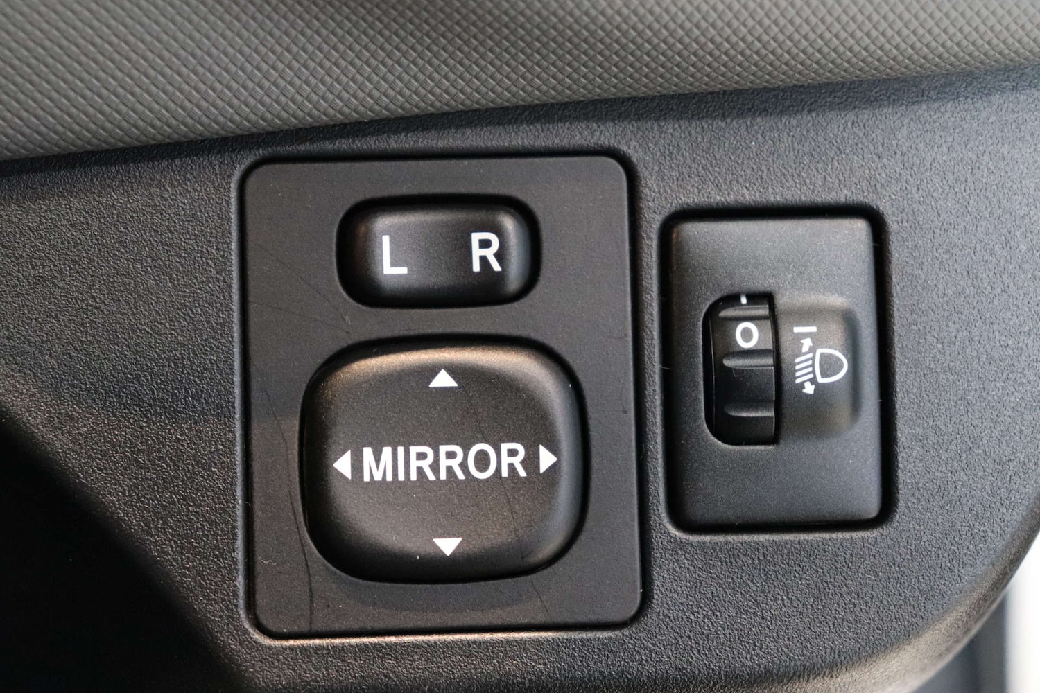 Used Toyota Yaris 2016 for sale - 76493575: Photo 66