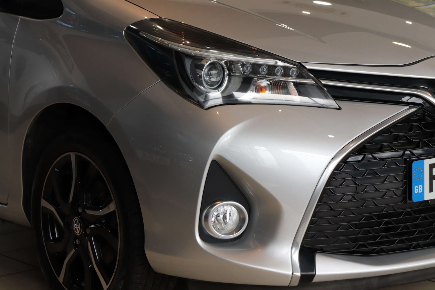 Used Toyota Yaris 2016 for sale - 76493575: Photo 70