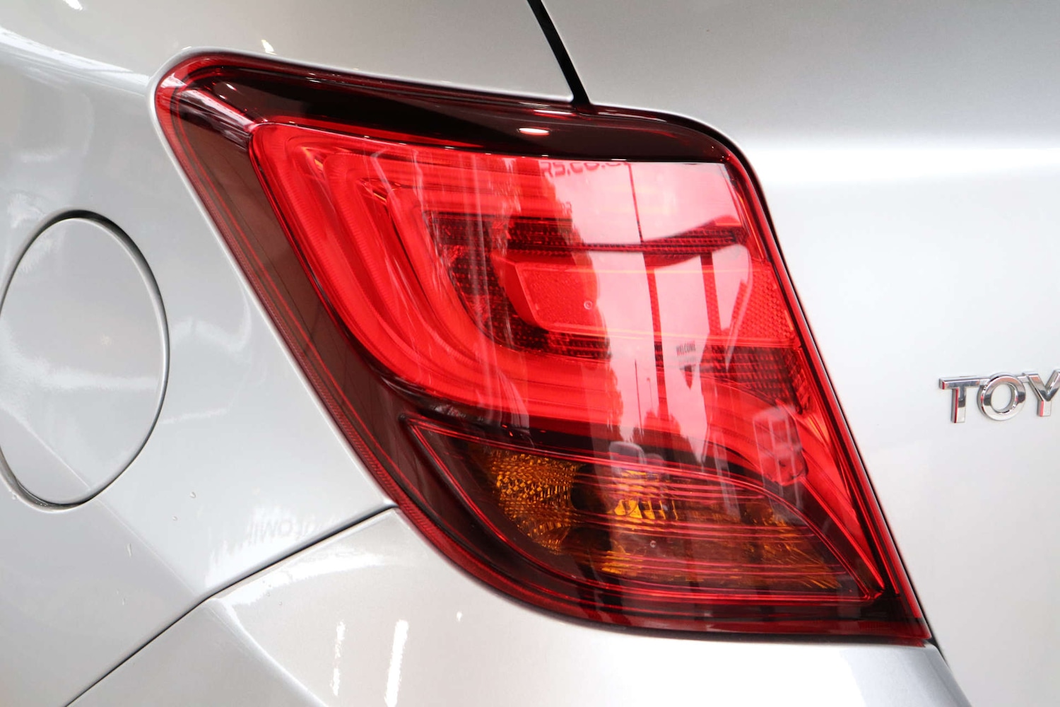 Used Toyota Yaris 2016 for sale - 76493575: Photo 80