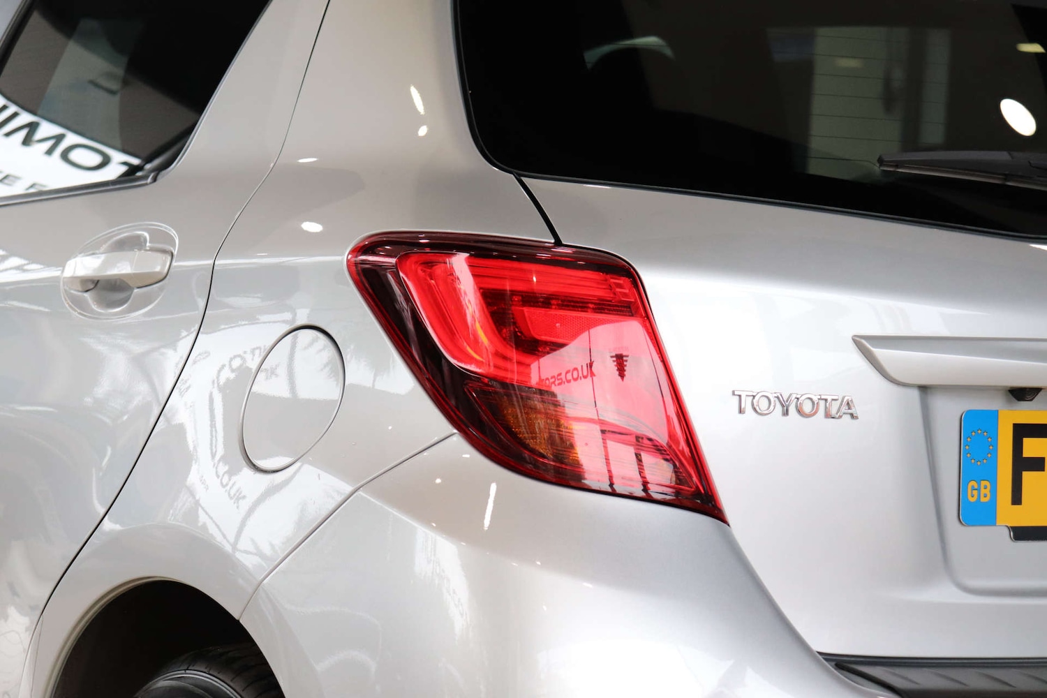 Used Toyota Yaris 2016 for sale - 76493575: Photo 81