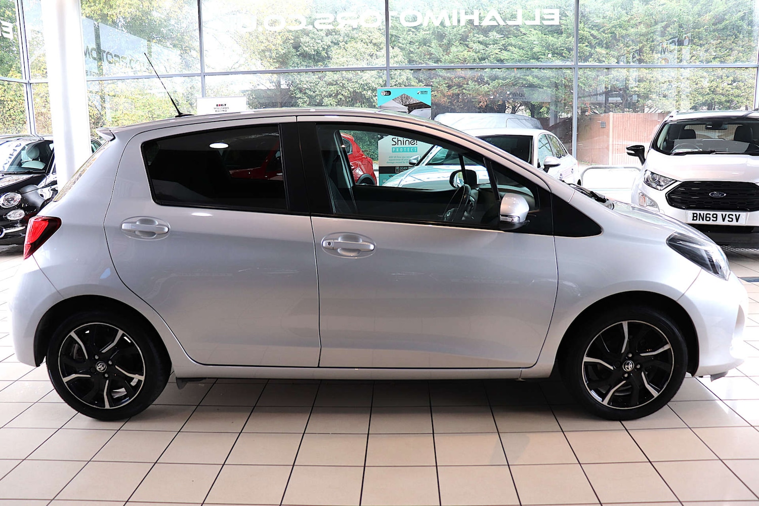 Used Toyota Yaris 2016 for sale - 76493575: Photo 9