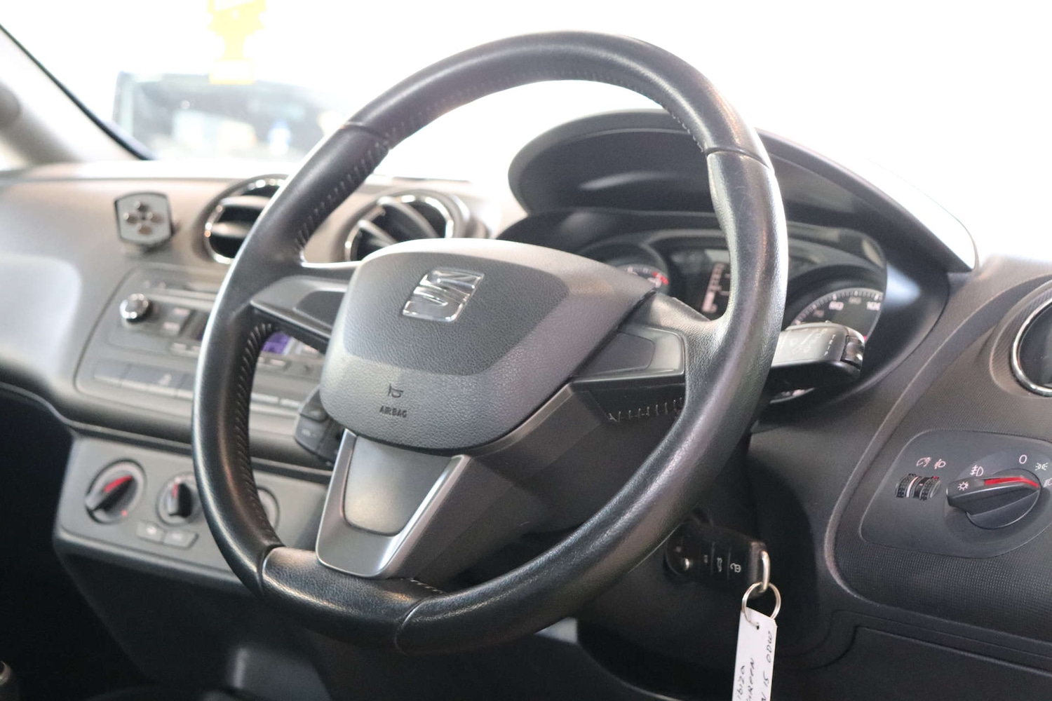 Used SEAT Ibiza 2015 for sale - 77383398: Photo 19