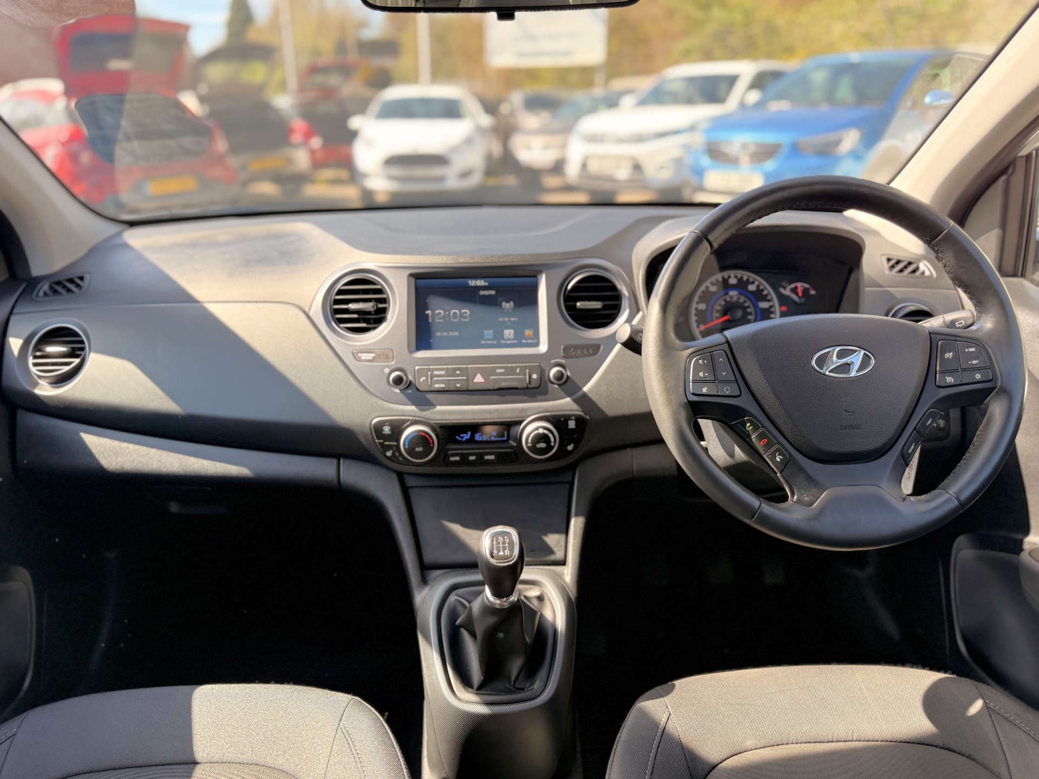 Used Hyundai i10 2018 for sale - 78218970: Photo 14
